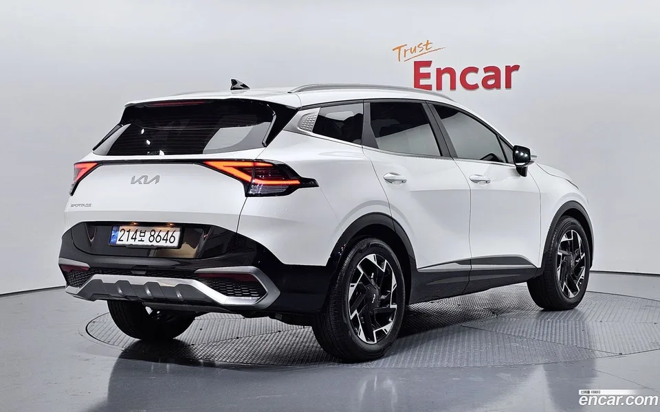 Kia Sportage 1.6 2WD 2022 — миниатюра 2