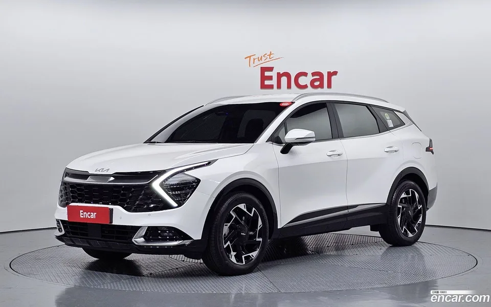 Kia Sportage 1.6 2WD 2022 — фото 1, купить с доставкой в Москву