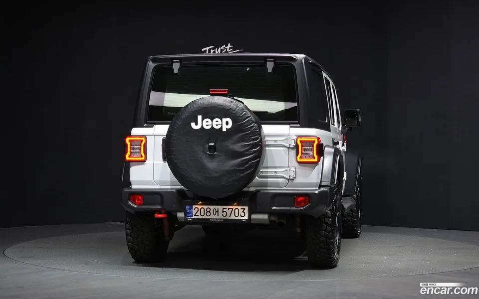 Jeep Wrangler 2.0 4 2023 — миниатюра 4