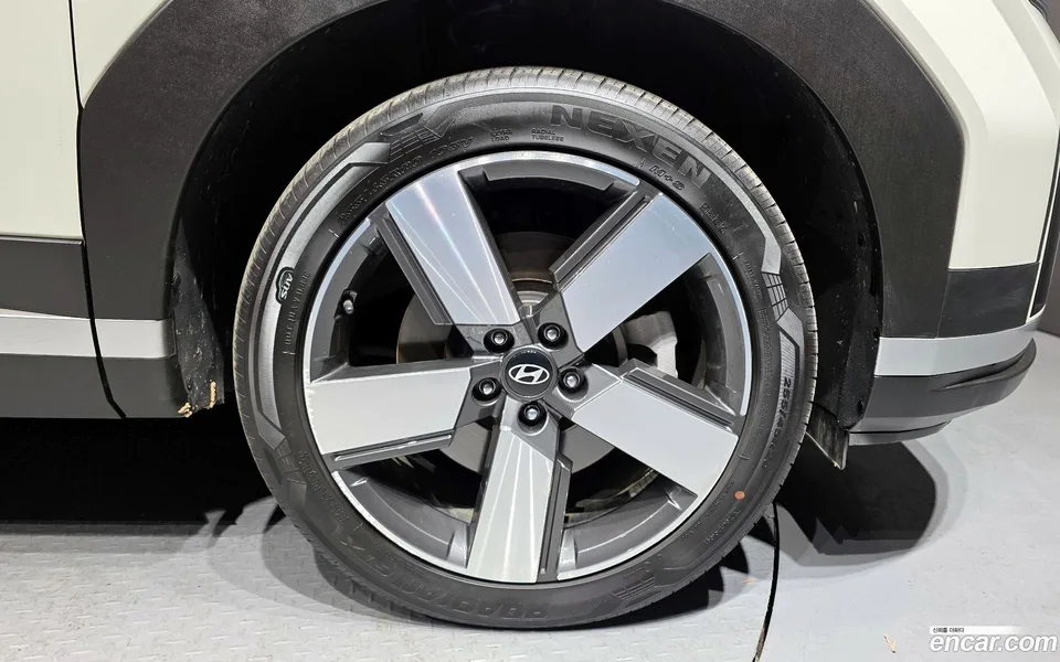 Hyundai SantaFe 2.5T 2WD 2024 — миниатюра 5