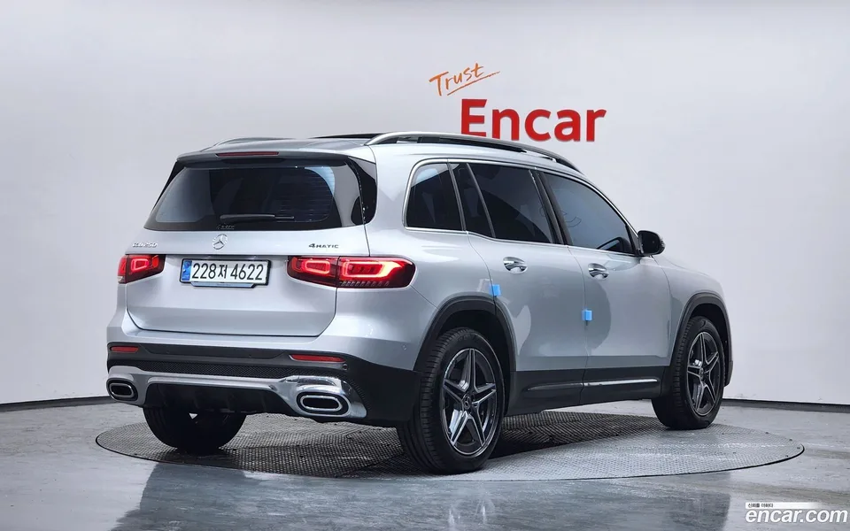 Mercedes-Benz GLB-Class GLB250 4MATIC 2023 — миниатюра 2