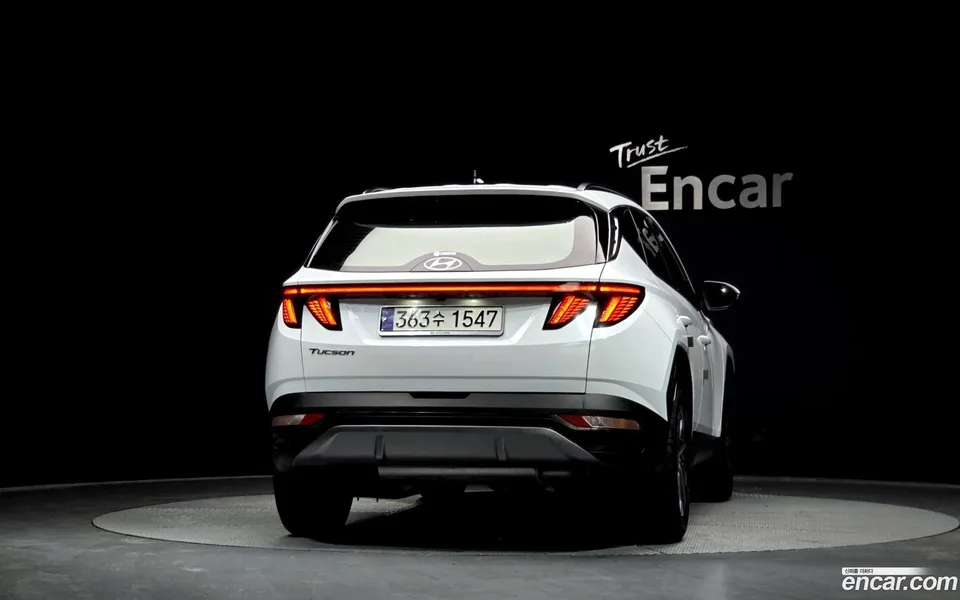 Hyundai Tucson Hybrid 2WD 2023 — миниатюра 4