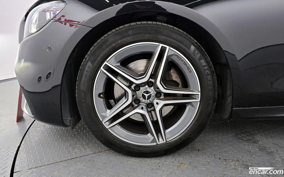 Mercedes-Benz E-Class E250 AMG Line 2022 — миниатюра 5