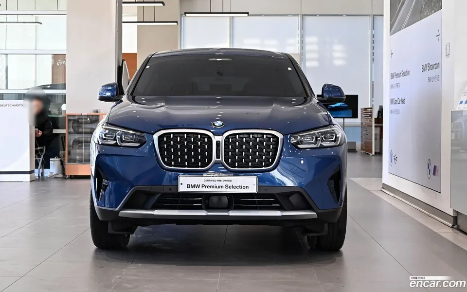 BMW X4 xDrive20i xLine 2025 — миниатюра 2