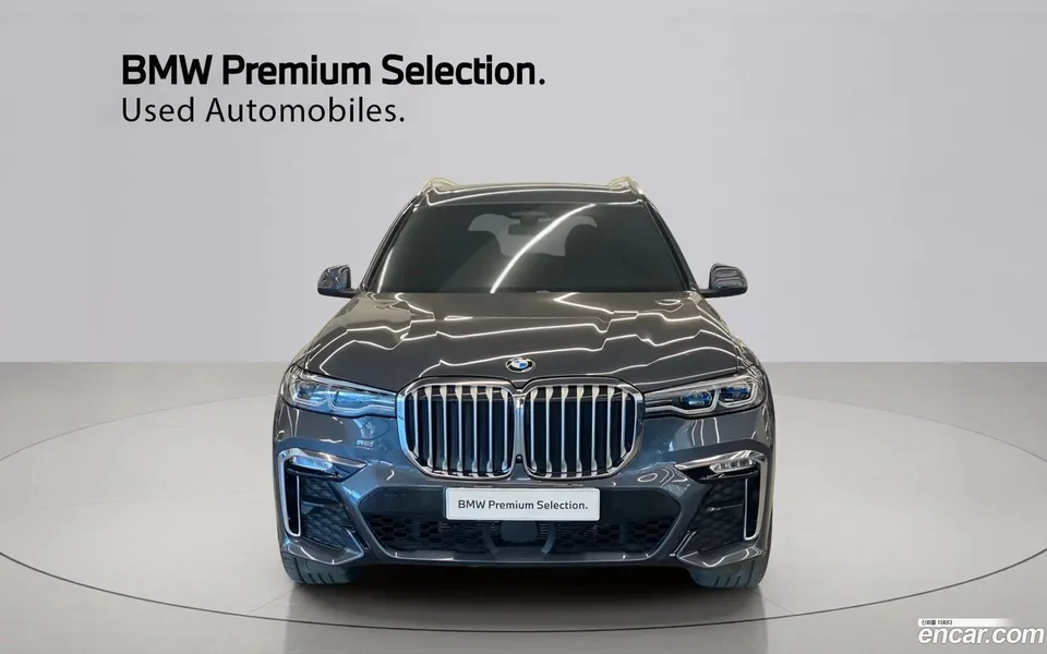 BMW X7 xDrive 40i M 6 2022 — миниатюра 3