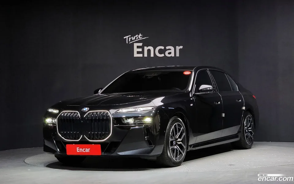 BMW 7 Series 740d xDrive M 2024 — фото 1, купить с доставкой в Москву