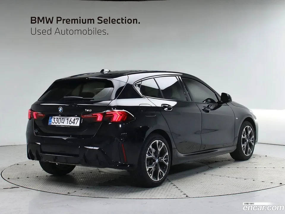 BMW 1 Series 120 M 2025 — миниатюра 2
