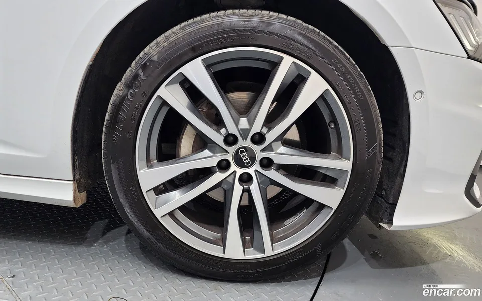 Audi A6 40 TDI 2023 — миниатюра 5