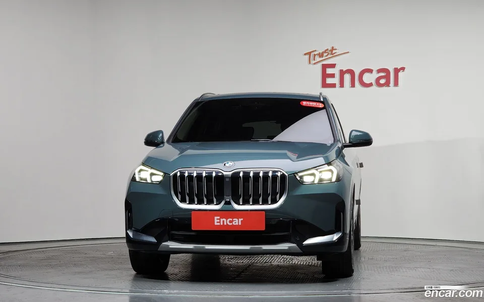 BMW X1 xDrive 20i xLine 2024 — миниатюра 3