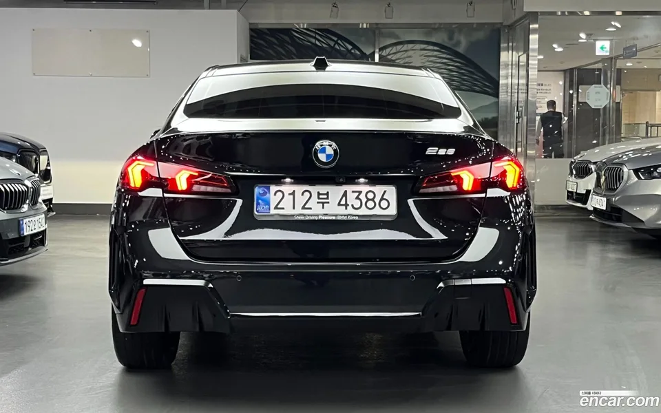 BMW 2 Series Gran Coupe 228 xDrive M 2025 — миниатюра 4