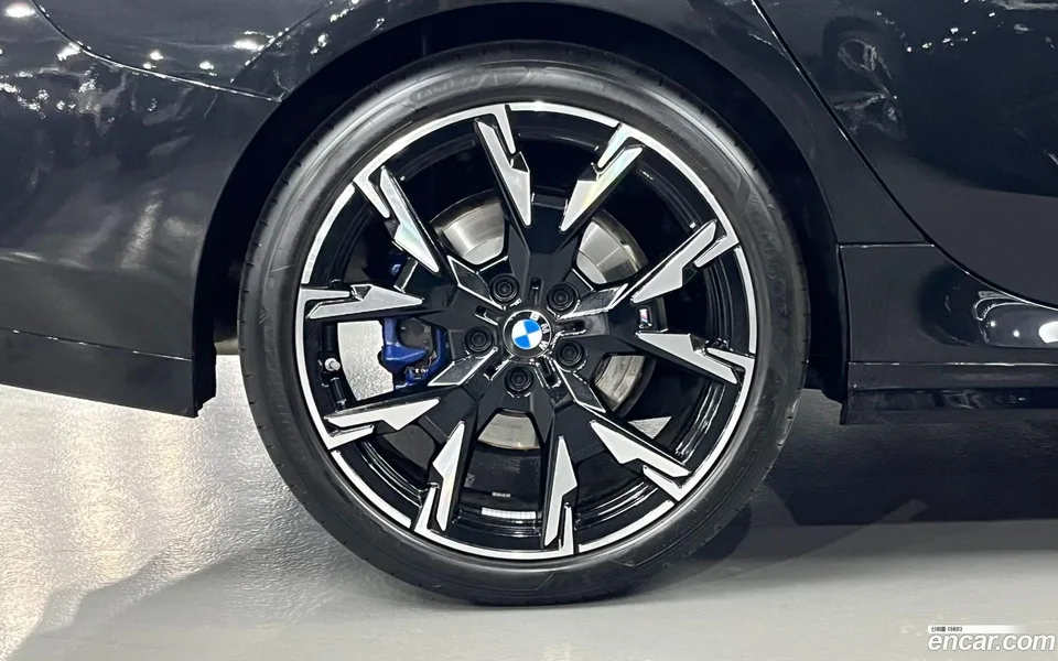 BMW 2 Series Gran Coupe 228 xDrive M 2025 — миниатюра 5