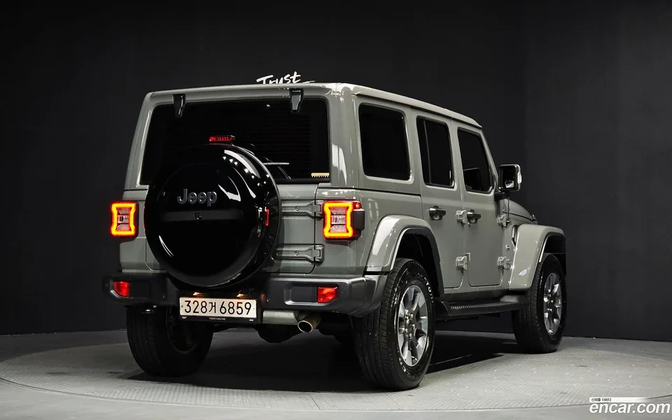 Jeep Wrangler 2.0 4 2022 — миниатюра 2