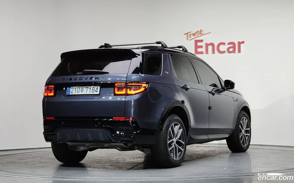 Land Rover Discovery Sport P250 SE 2025 — миниатюра 2