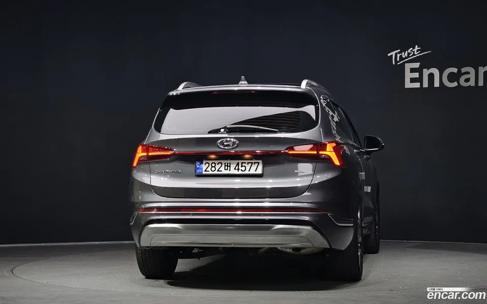 Hyundai SantaFe HEV 1.6 4WD 2023 — миниатюра 4