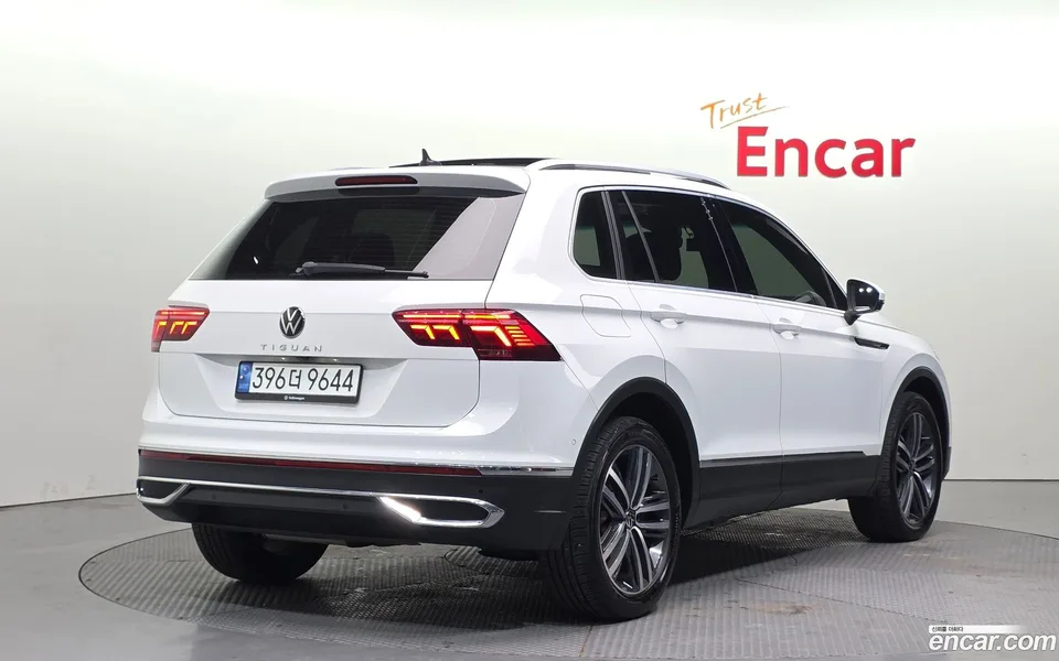 Volkswagen Tiguan 2.0 TDI 2022 — миниатюра 2