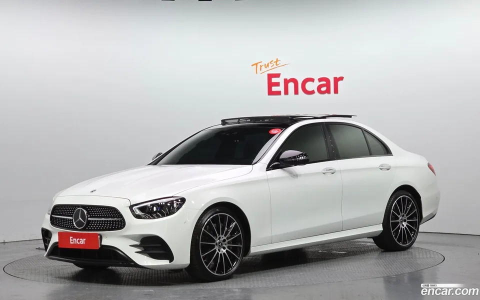 Mercedes-Benz E-Class E350 4MATIC AMG Line 2022 — фото 1, купить с доставкой в Москву