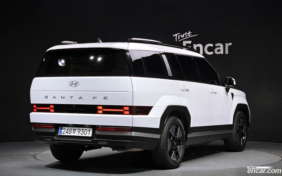 Hyundai SantaFe HEV 1.6 2WD 2023 — миниатюра 2