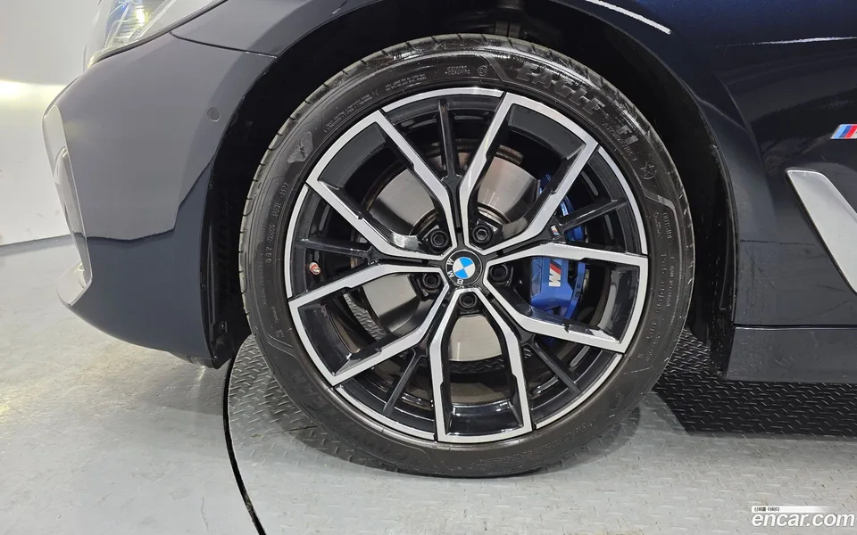 BMW 5 Series 530i M 2023 — миниатюра 5