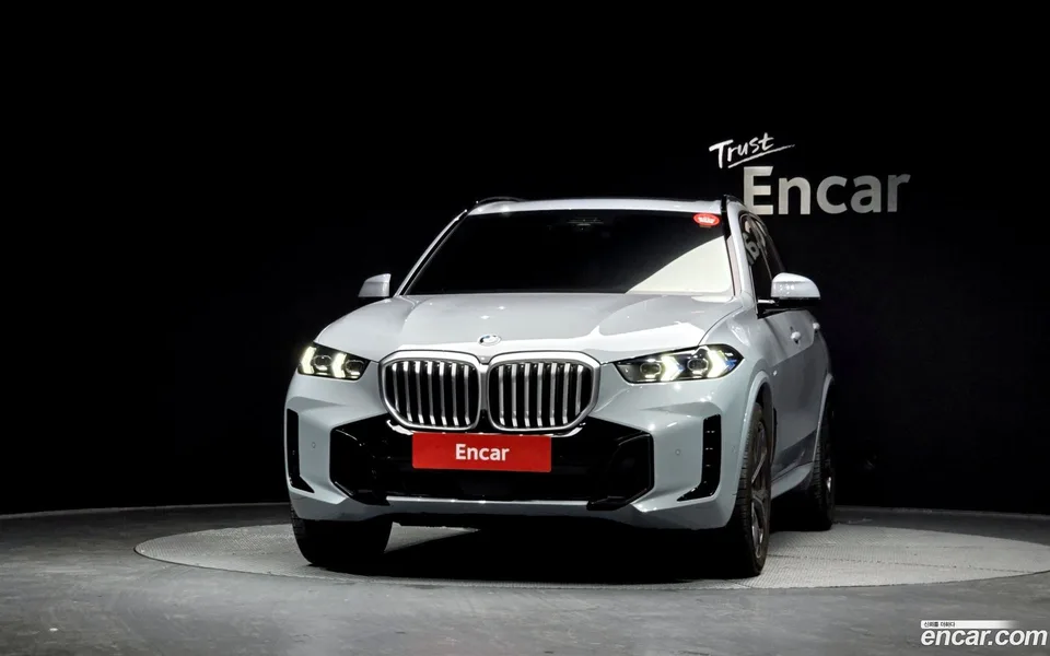 BMW X5 xDrive 40i M 2024 — миниатюра 3