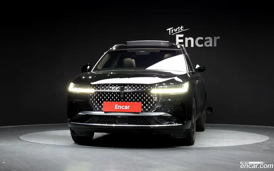 Lincoln Nautilus 2.0 AWD 2024 — миниатюра 3