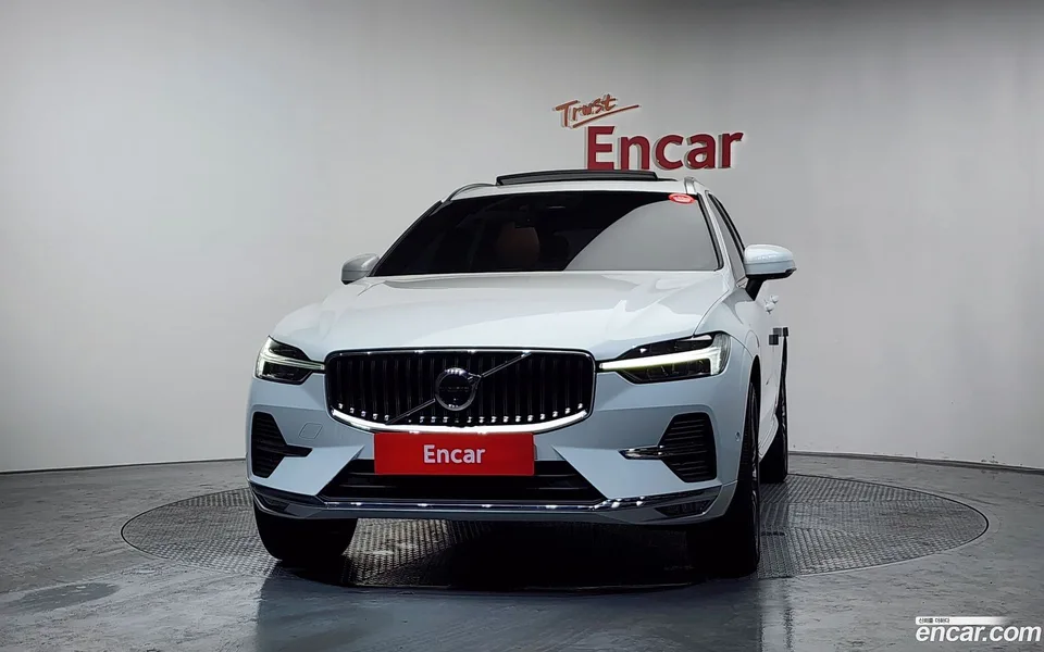 Volvo XC60 B5 2023 — миниатюра 3