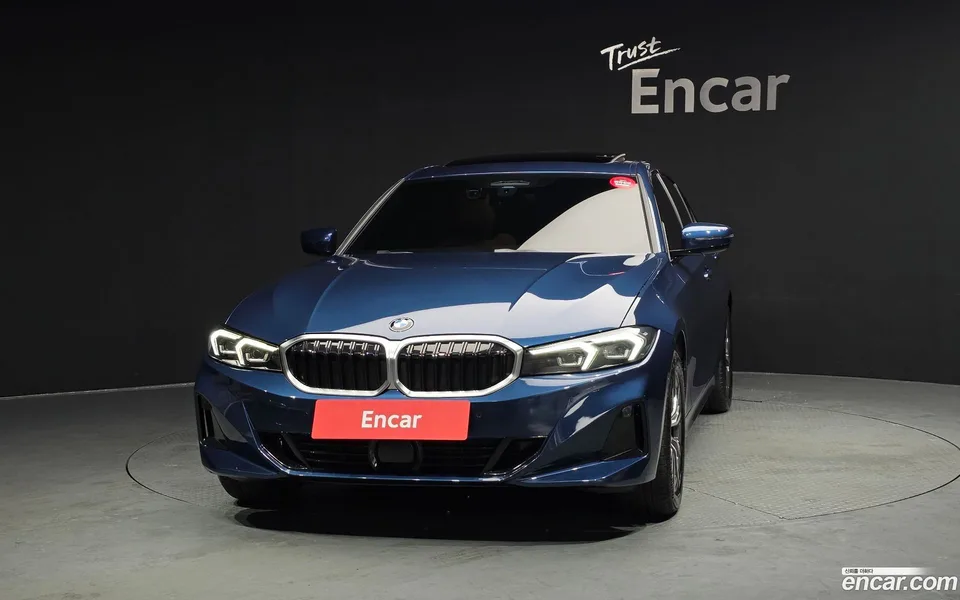 BMW 3 Series 320i 2024 — миниатюра 3