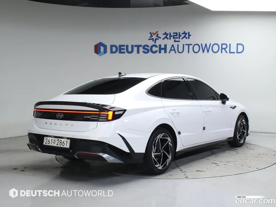 Hyundai Sonata The Edge Hybrid 2024 — миниатюра 2