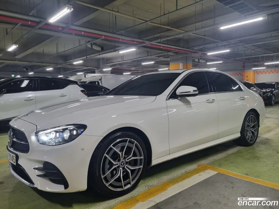 Mercedes-Benz E-Class E220d 4MATIC AMG Line 2022 — миниатюра 2