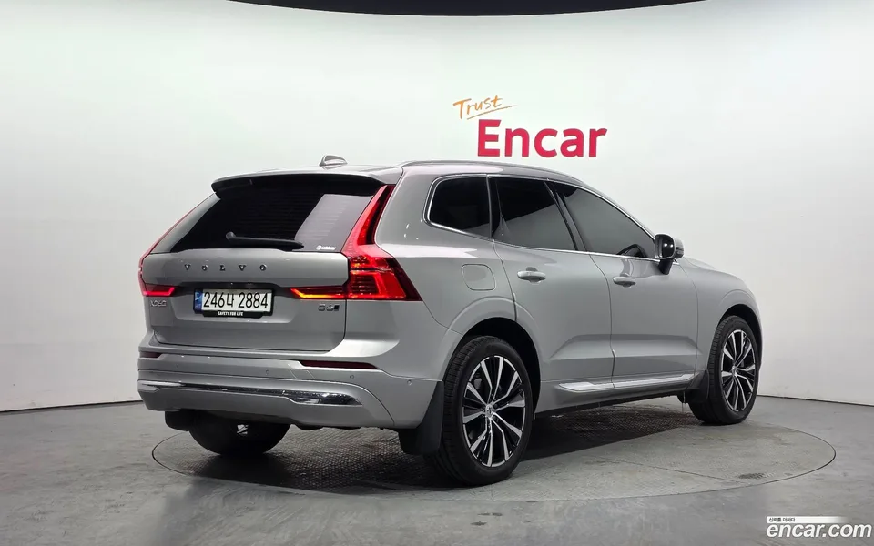 Volvo XC60 B6 2023 — миниатюра 2