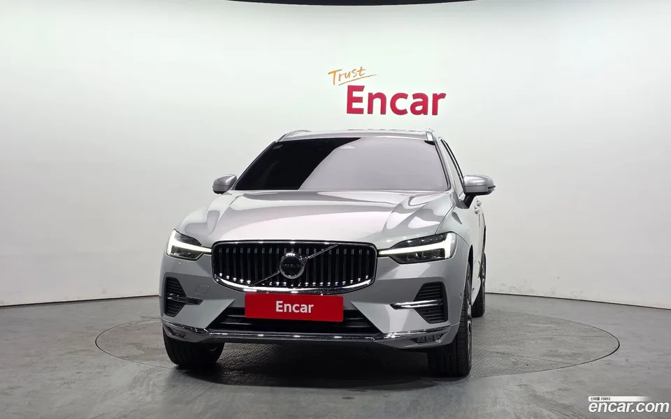 Volvo XC60 B6 2023 — миниатюра 3