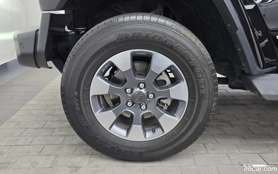 Jeep Wrangler 2.0 4 2022 — миниатюра 5