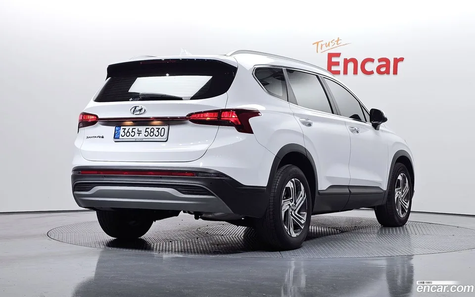 Hyundai Santa Fe 2.2 2WD 2022 — миниатюра 2