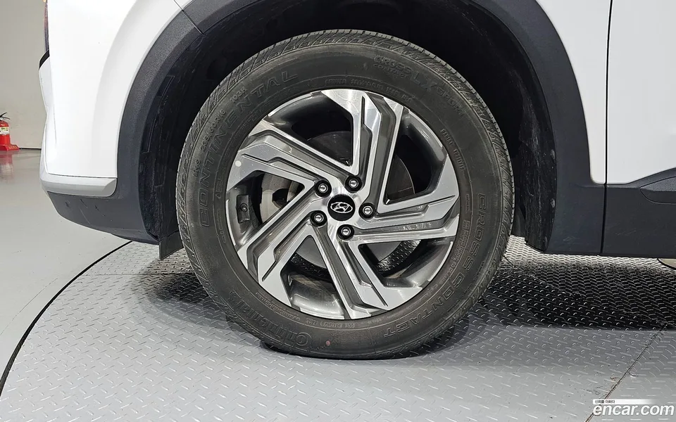 Hyundai Santa Fe 2.2 2WD 2022 — миниатюра 5