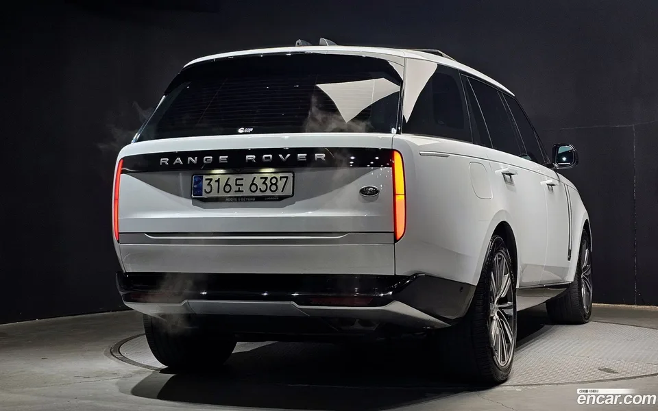 Land Rover Range Rover P530 AB LWB 2023 — миниатюра 2