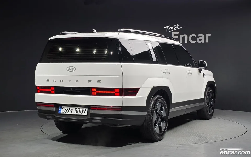 Hyundai Santa Fe HEV 1.6 2WD 2024 — миниатюра 2