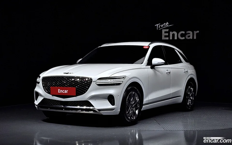Genesis GV70 2.5T AWD 2024 — фото 1, купить с доставкой в Москву