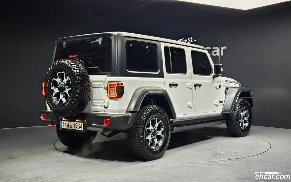 Jeep Wrangler 2.0 4 2022 — миниатюра 2