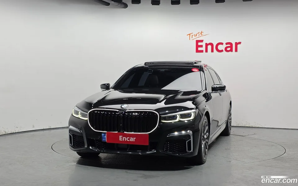 BMW 7 Series 740Li xDrive M 2022 — миниатюра 3