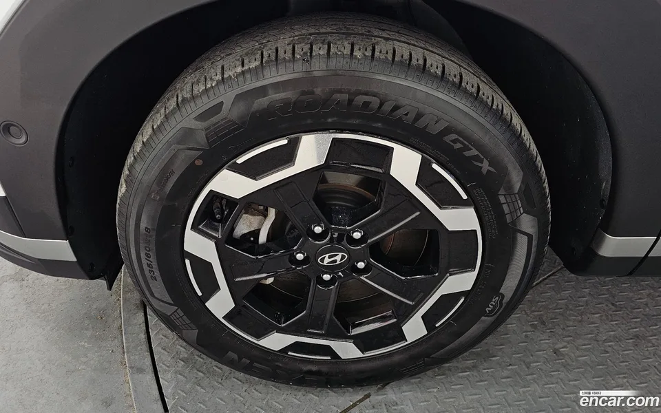 Hyundai Santa Fe 2.5T 2WD 2023 — миниатюра 5