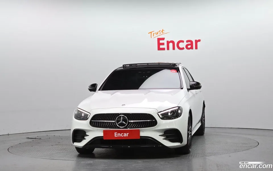 Mercedes-Benz E-Class E350 4MATIC AMG Line 2022 — миниатюра 3