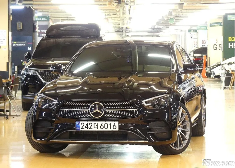 Mercedes-Benz E-Class E350 4MATIC AMG Line 2022 — миниатюра 3