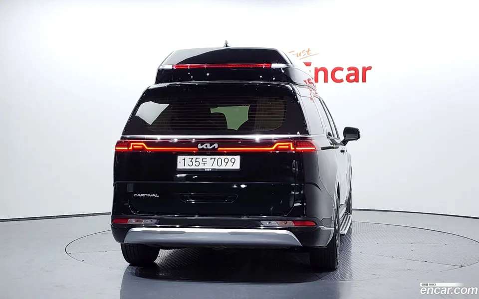 Kia Carnival 4 2022 — миниатюра 4