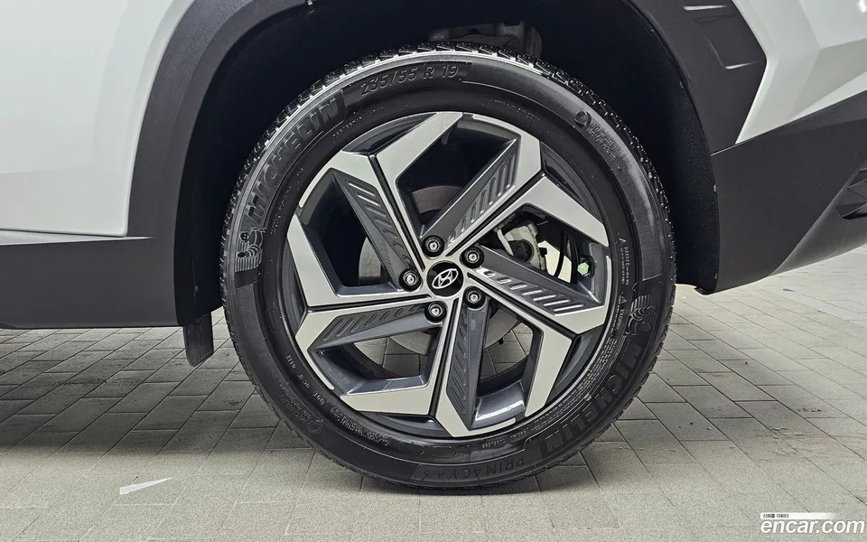 Hyundai Tucson 1.6 2WD 2023 — миниатюра 5