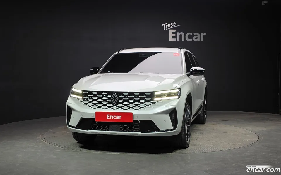 Renault Samsung Grand Koleos 1.5 E-TECH 2WD 2025 — миниатюра 3