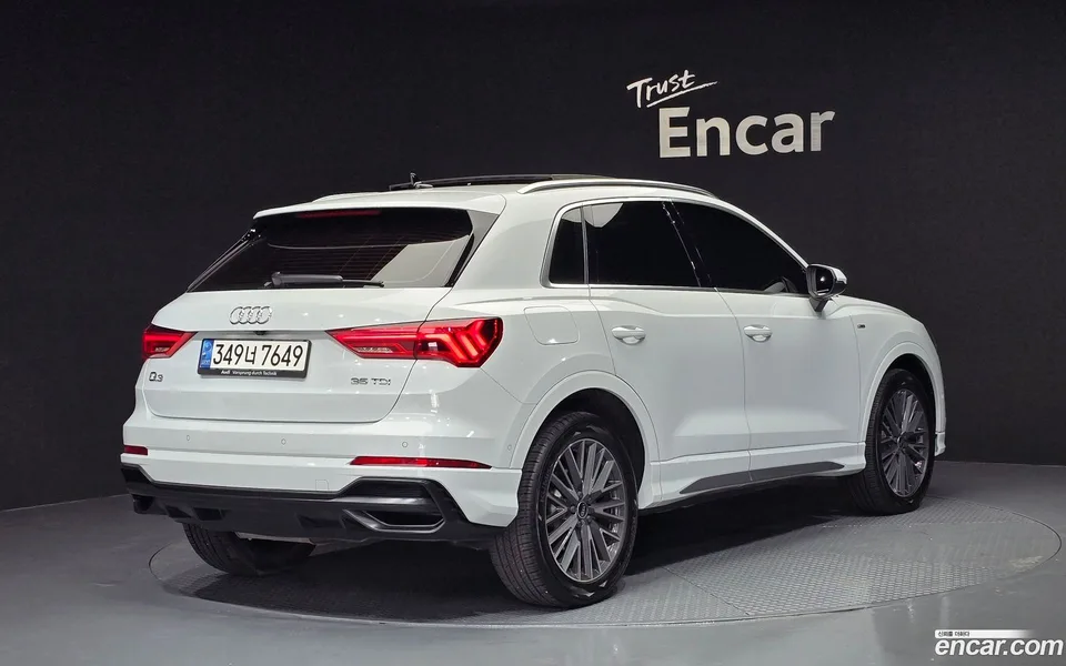 Audi Q3 35 TDI 2022 — миниатюра 2