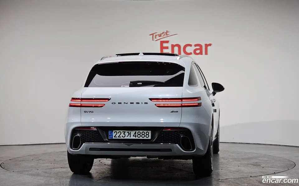 Genesis GV70 2.5T AWD 2024 — миниатюра 3