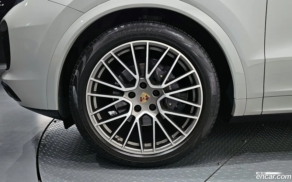 Porsche Cayenne 3.0 2022 — миниатюра 5