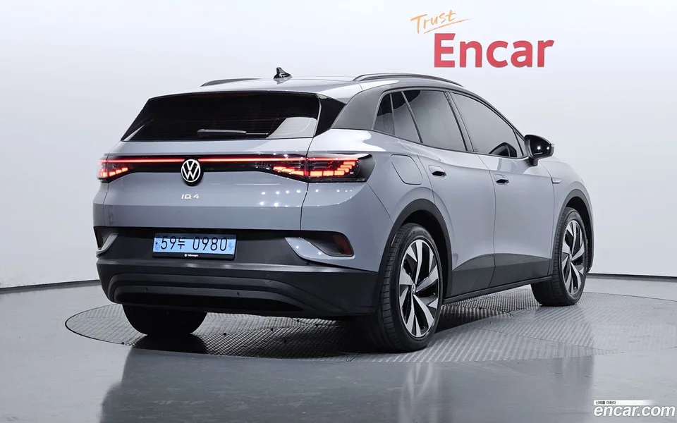 Volkswagen ID.4 2023 — миниатюра 2