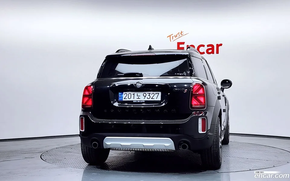 MINI Cooper S Countryman ALL4 2023 — миниатюра 4