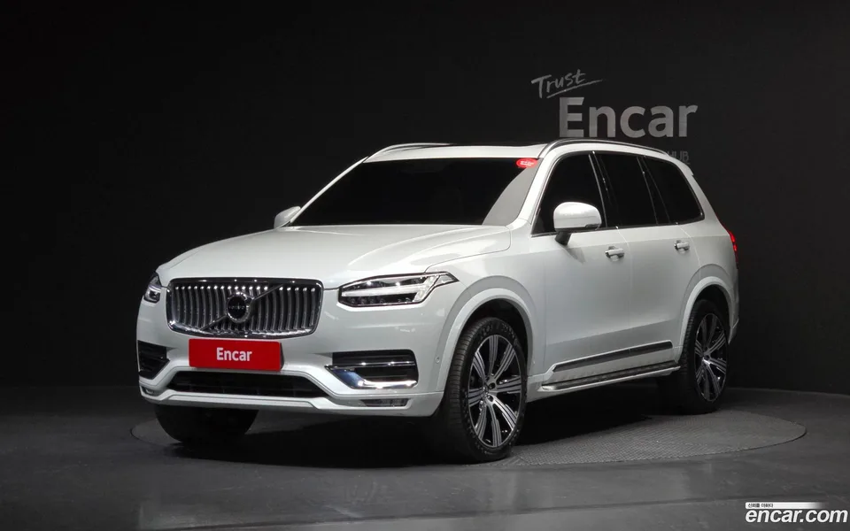 Volvo XC90 B6 2022 — фото 1, купить с доставкой в Москву